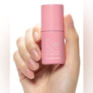 Olive & June Nail Hardener 13.5 ml/ 0.46 fl. oz.